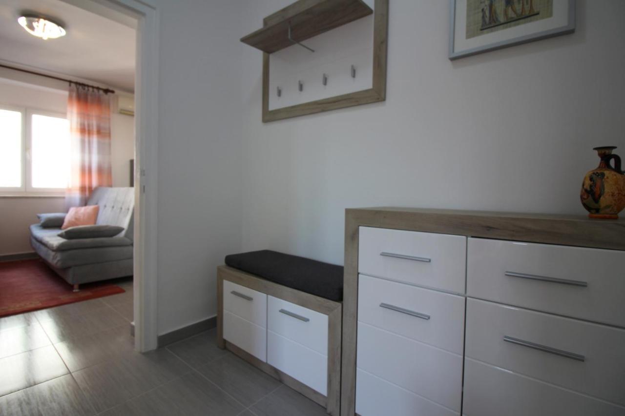 Apartment Agata In City Center Пореч Экстерьер фото